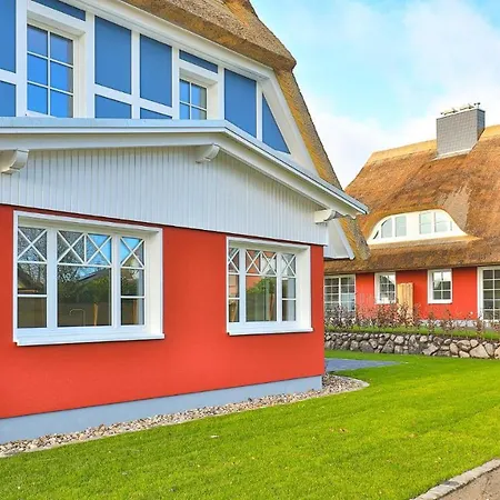 Jade 1 Holiday home Born