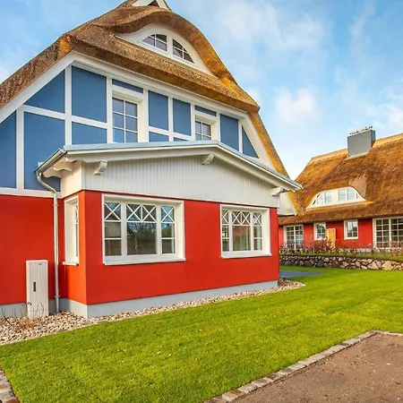 Jade 1 Holiday home Born